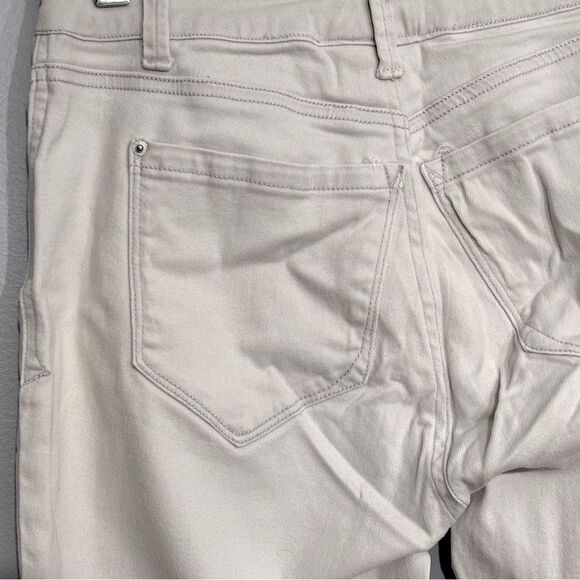 Kensie | Women’s White Stretch Casual Denim Capris Jeans - Picture 10 of 12